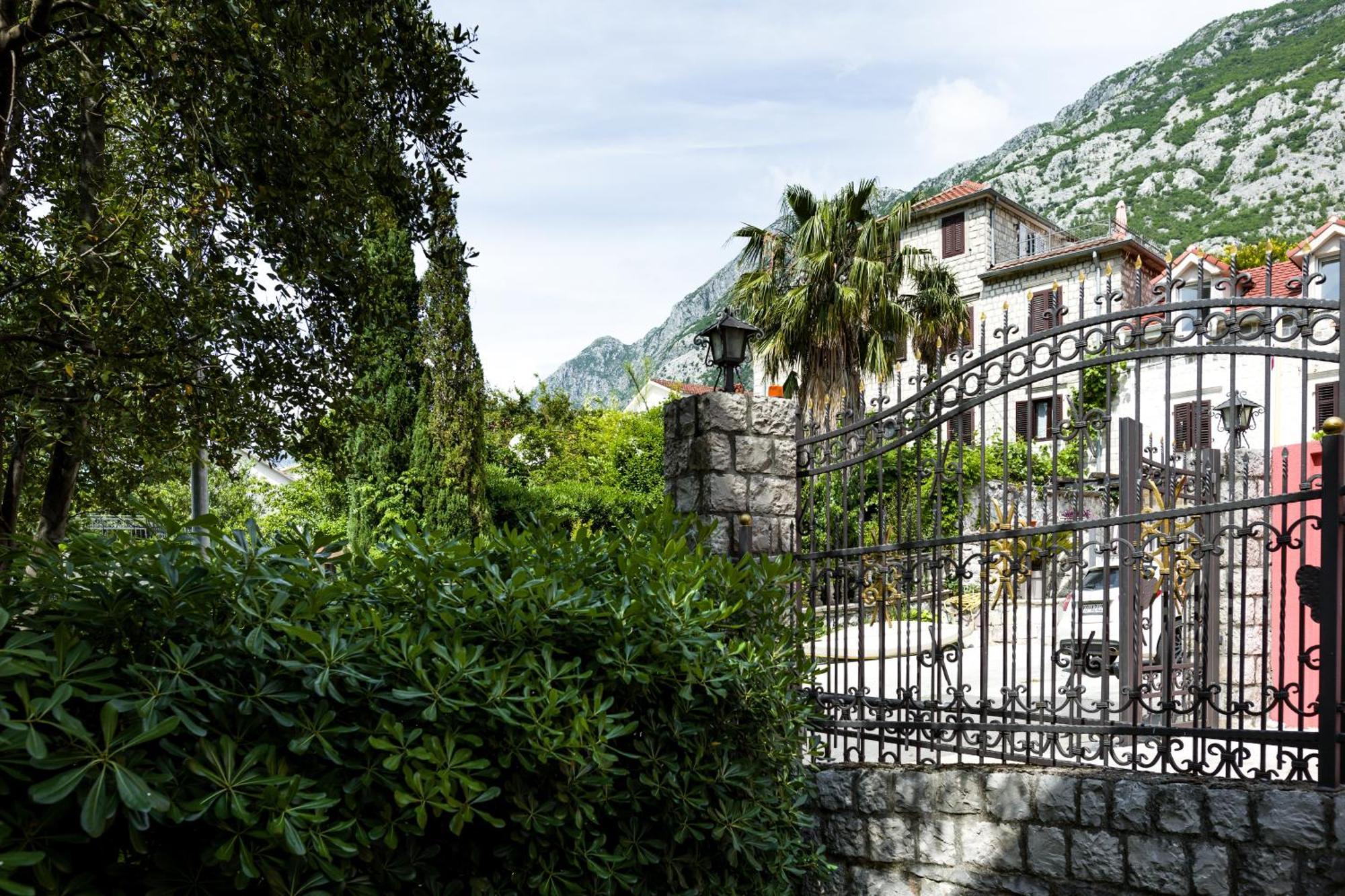 Andrea Lux Daire Kotor Dış mekan fotoğraf