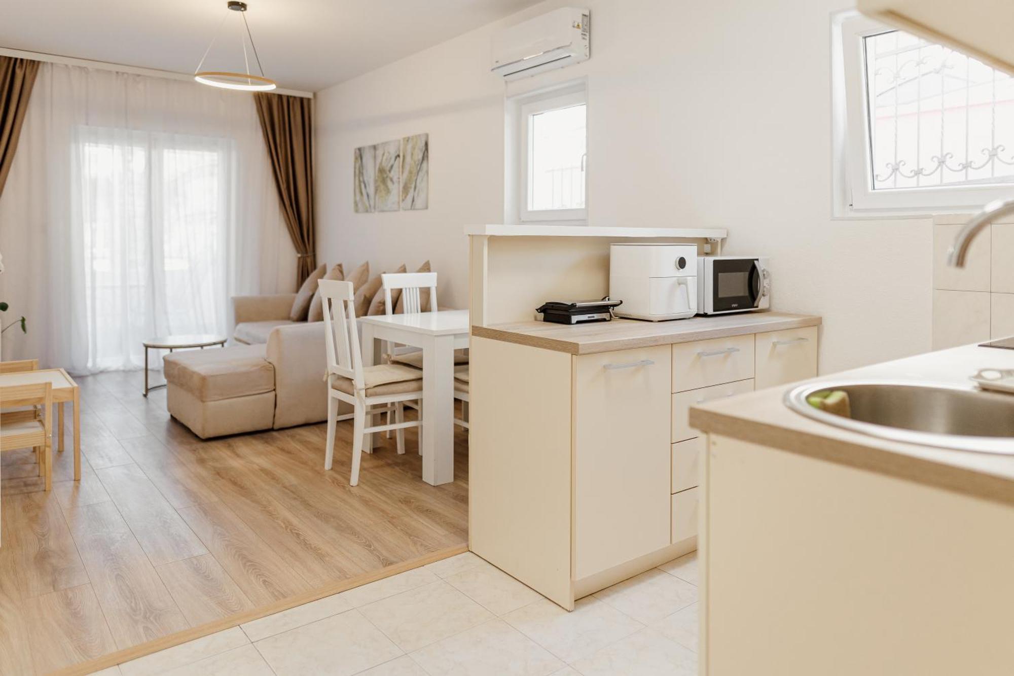 Andrea Lux Daire Kotor Dış mekan fotoğraf